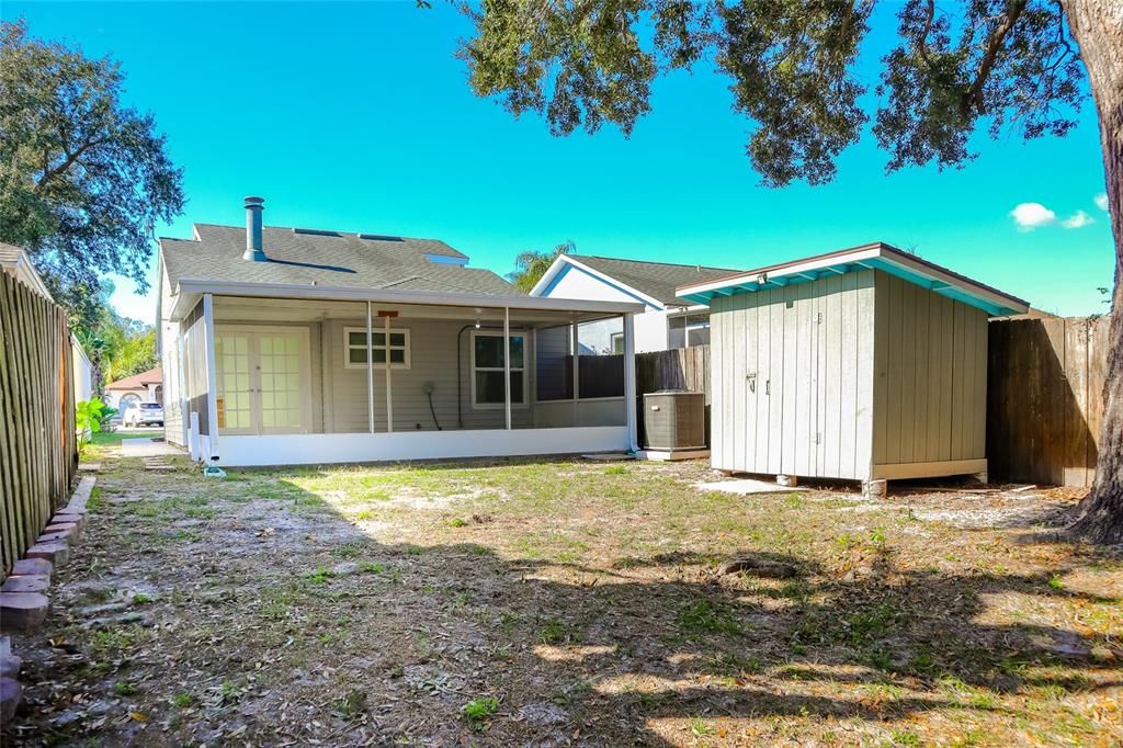 待售: $260,000 (2 贝兹, 2 浴室, 909 平方英尺)