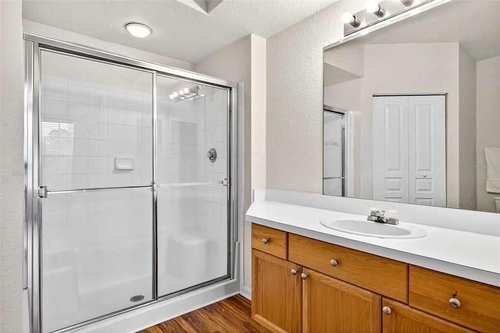 出租: $1,750 (2 贝兹, 2 浴室, 1089 平方英尺)