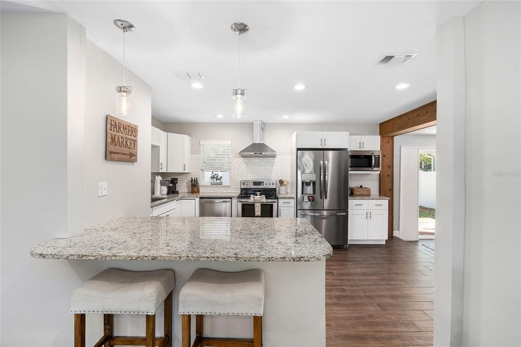 待售: $560,000 (3 贝兹, 3 浴室, 1466 平方英尺)