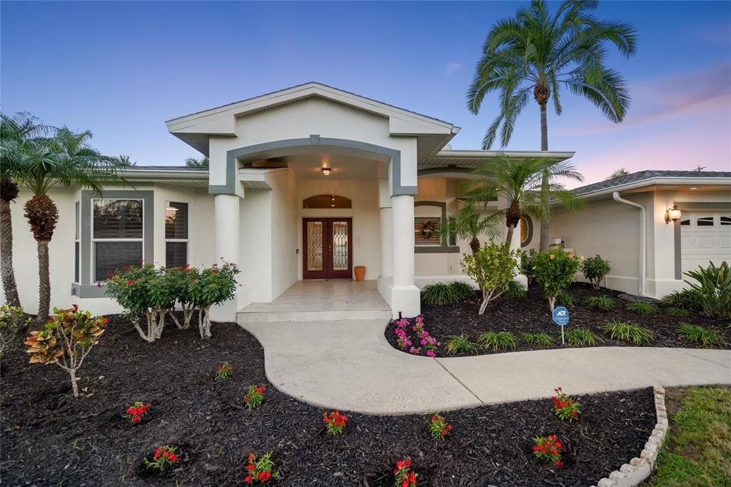 En Venta: $1,700,000 (4 camas, 2 baños, 2510 Pies cuadrados)