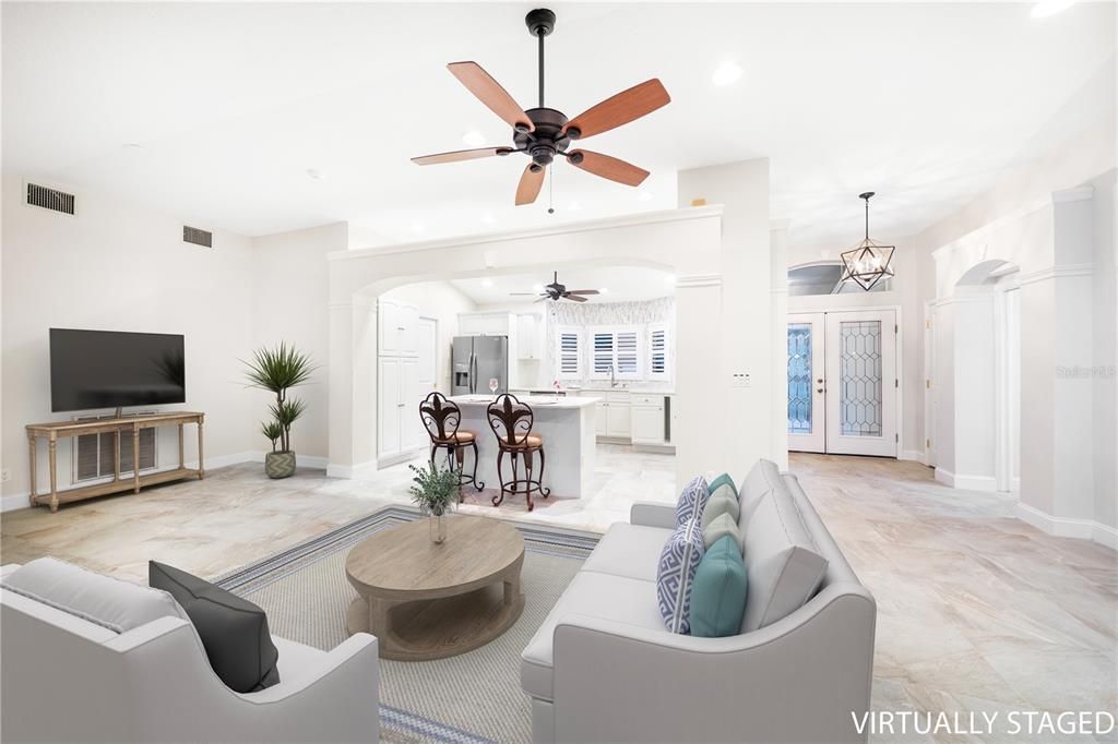 En Venta: $1,700,000 (4 camas, 2 baños, 2510 Pies cuadrados)