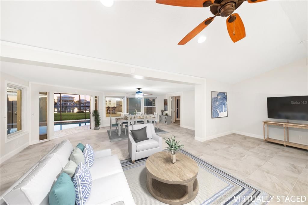 En Venta: $1,700,000 (4 camas, 2 baños, 2510 Pies cuadrados)