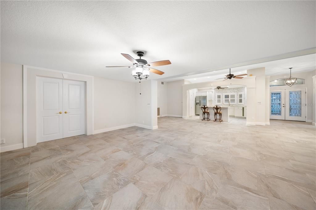 En Venta: $1,700,000 (4 camas, 2 baños, 2510 Pies cuadrados)