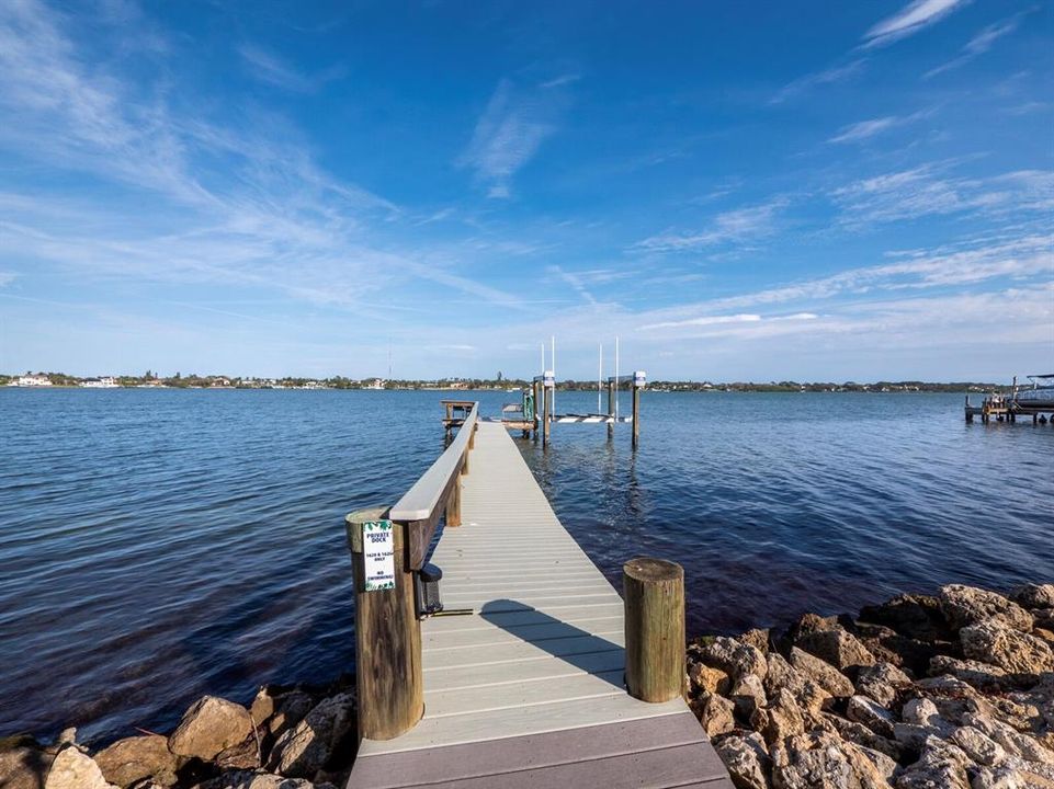 For Sale: $3,650,000 (0.58 acres)