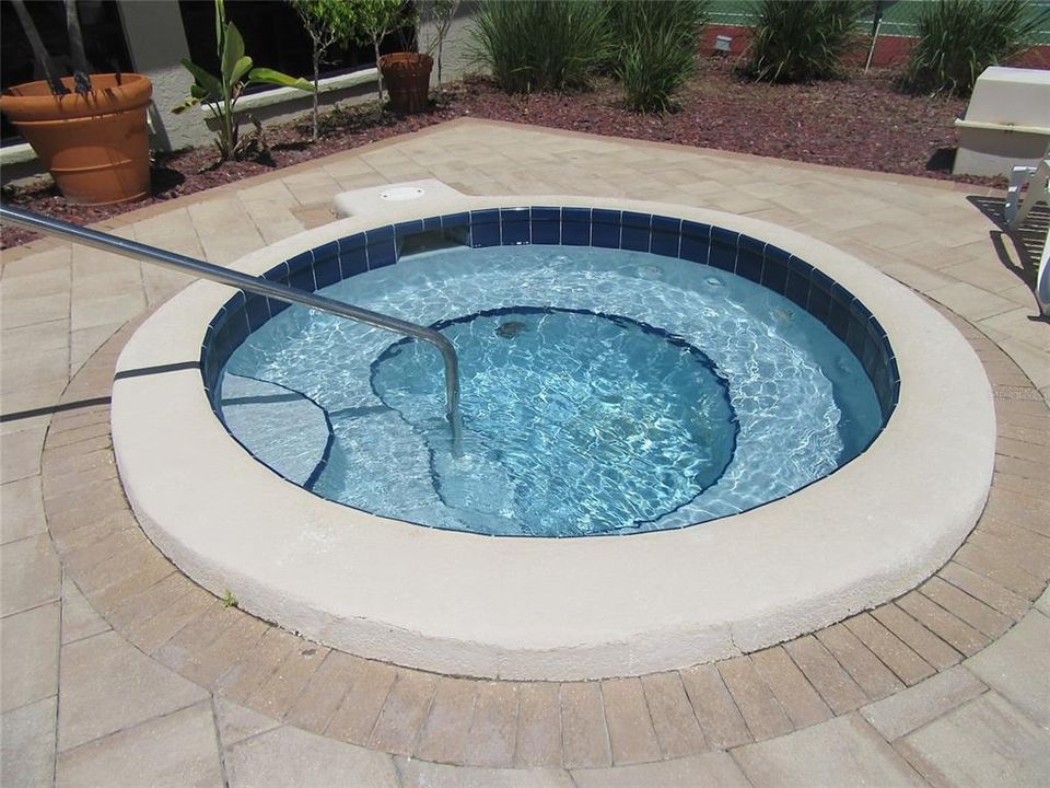 For Rent: $2,100 (2 beds, 2 baths, 1175 Square Feet)