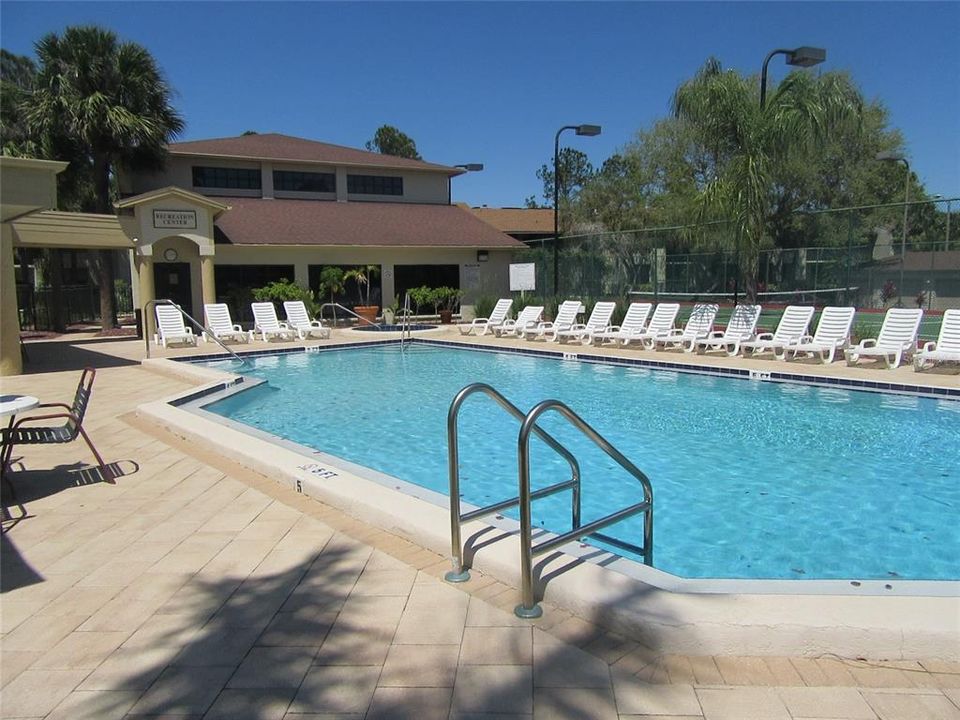 For Rent: $2,100 (2 beds, 2 baths, 1175 Square Feet)