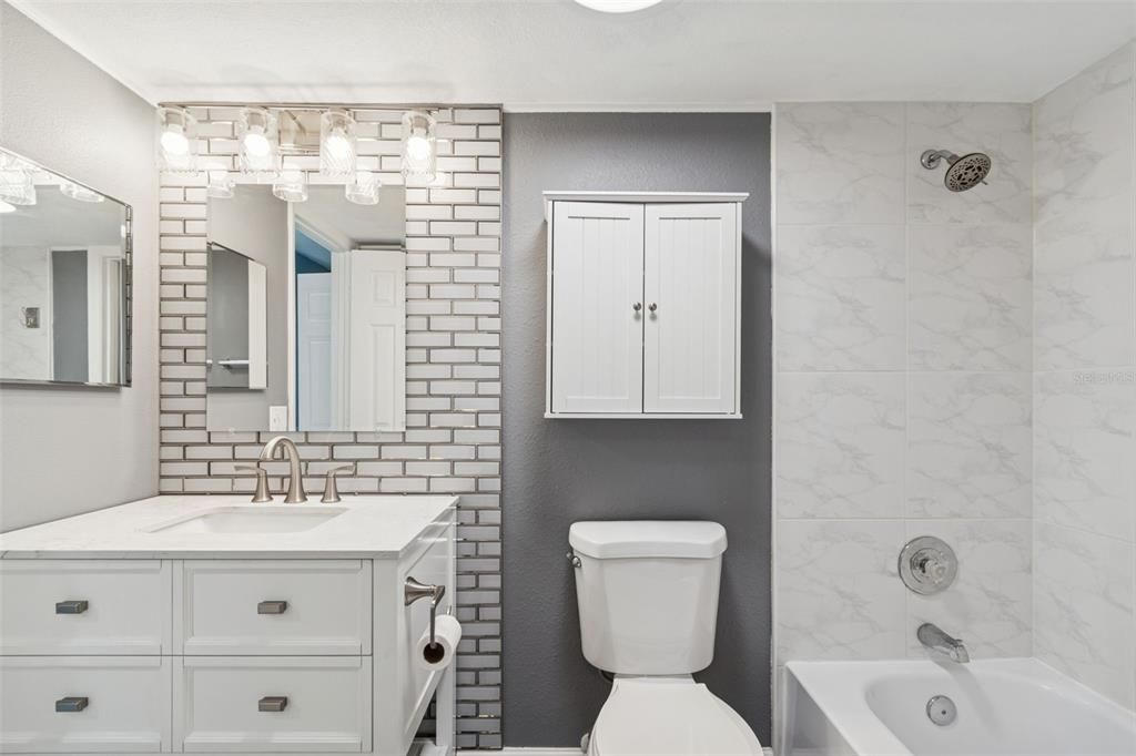 For Rent: $2,100 (2 beds, 2 baths, 1175 Square Feet)