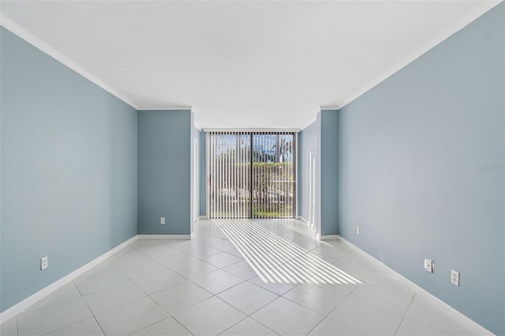 For Rent: $2,100 (2 beds, 2 baths, 1175 Square Feet)