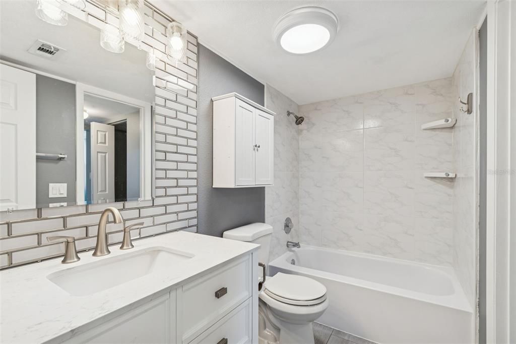 For Rent: $2,100 (2 beds, 2 baths, 1175 Square Feet)