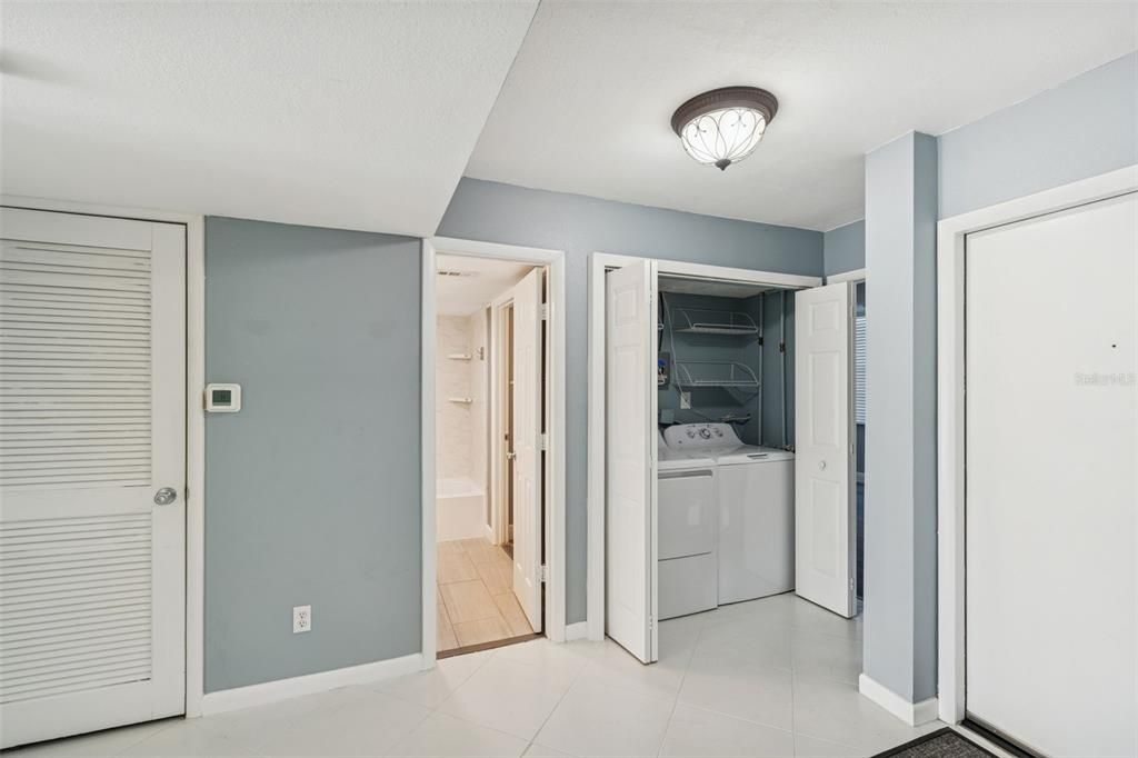 For Rent: $2,100 (2 beds, 2 baths, 1175 Square Feet)