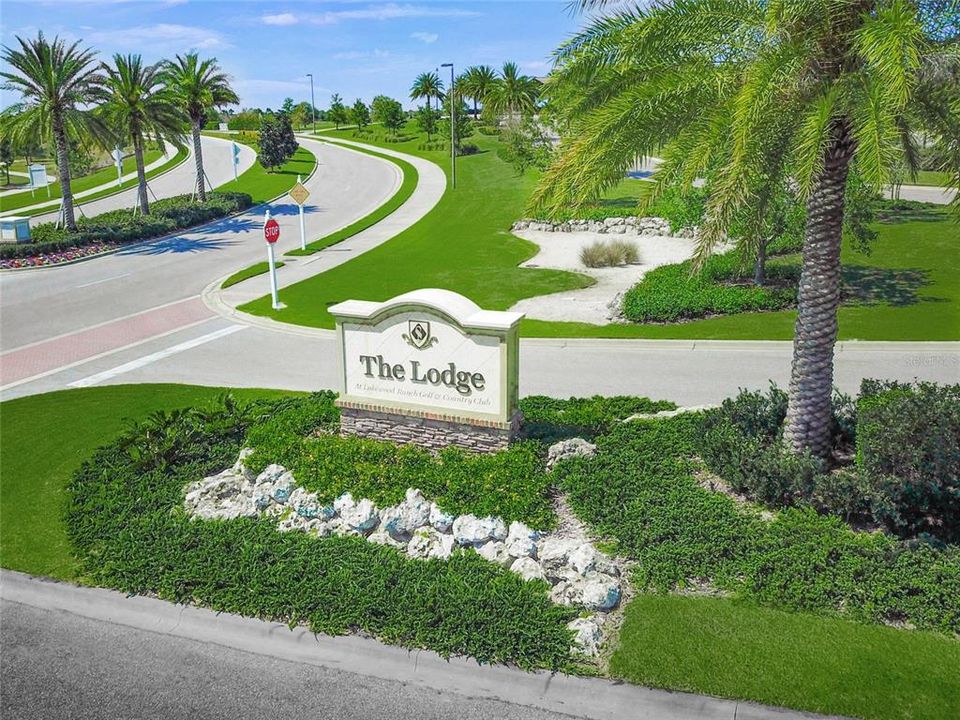 For Sale: $1,249,000 (3 beds, 2 baths, 2801 Square Feet)