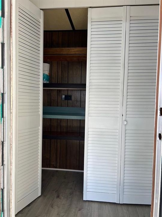 For Sale: $79,000 (2 beds, 2 baths, 768 Square Feet)