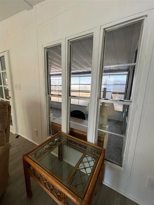 For Sale: $79,000 (2 beds, 2 baths, 768 Square Feet)