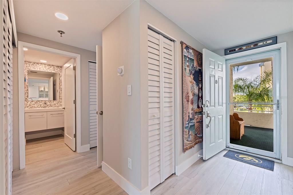 待售: $625,000 (2 贝兹, 2 浴室, 1145 平方英尺)