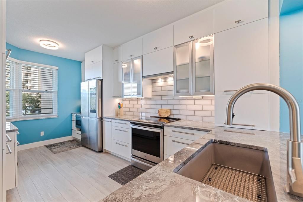 待售: $625,000 (2 贝兹, 2 浴室, 1145 平方英尺)