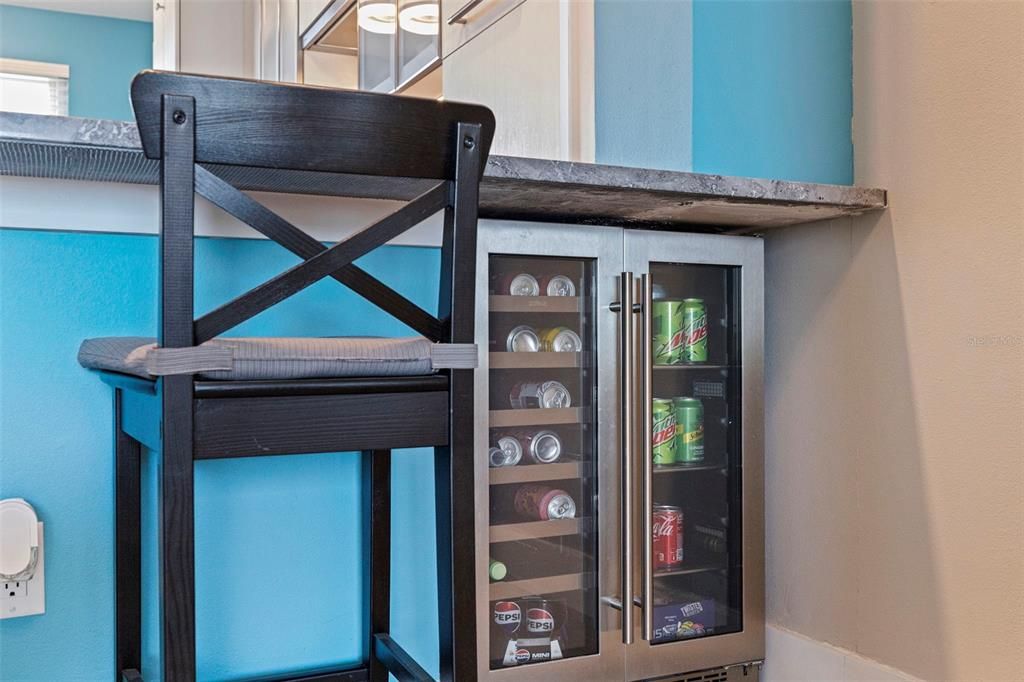 待售: $625,000 (2 贝兹, 2 浴室, 1145 平方英尺)