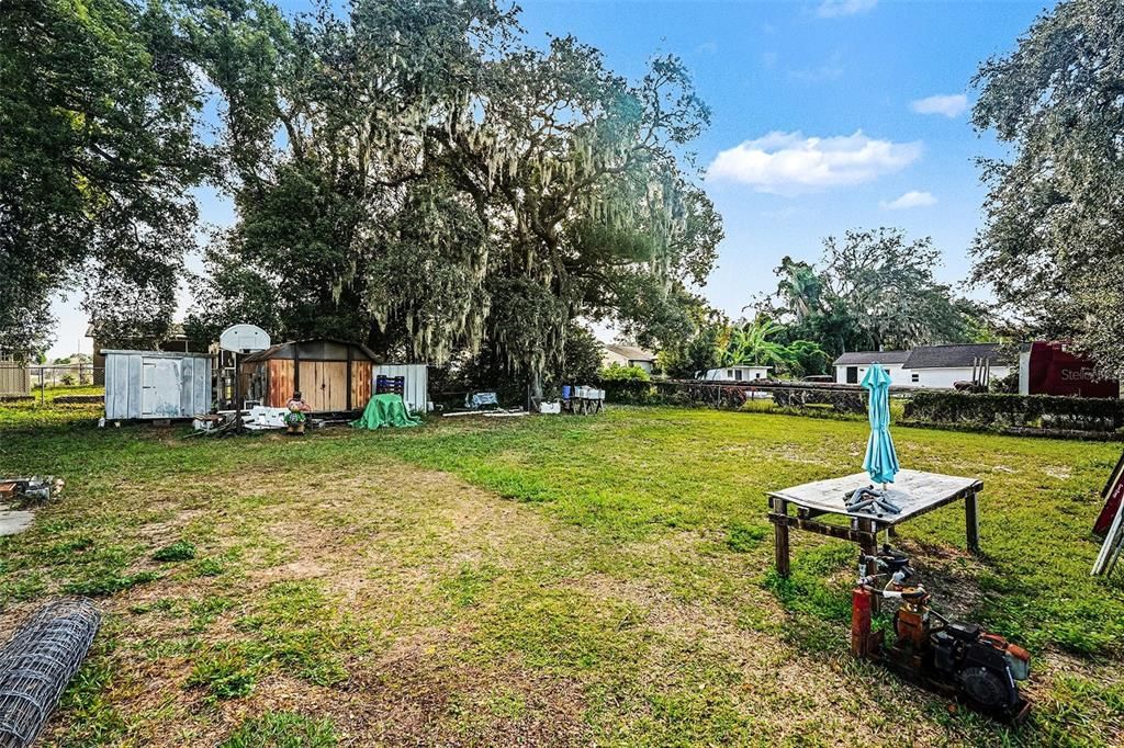 For Sale: $240,000 (1 beds, 1 baths, 798 Square Feet)