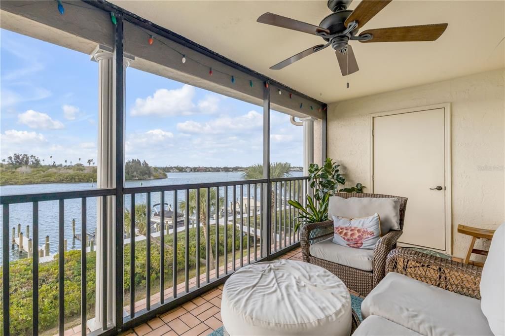 待售: $499,000 (2 贝兹, 2 浴室, 1120 平方英尺)