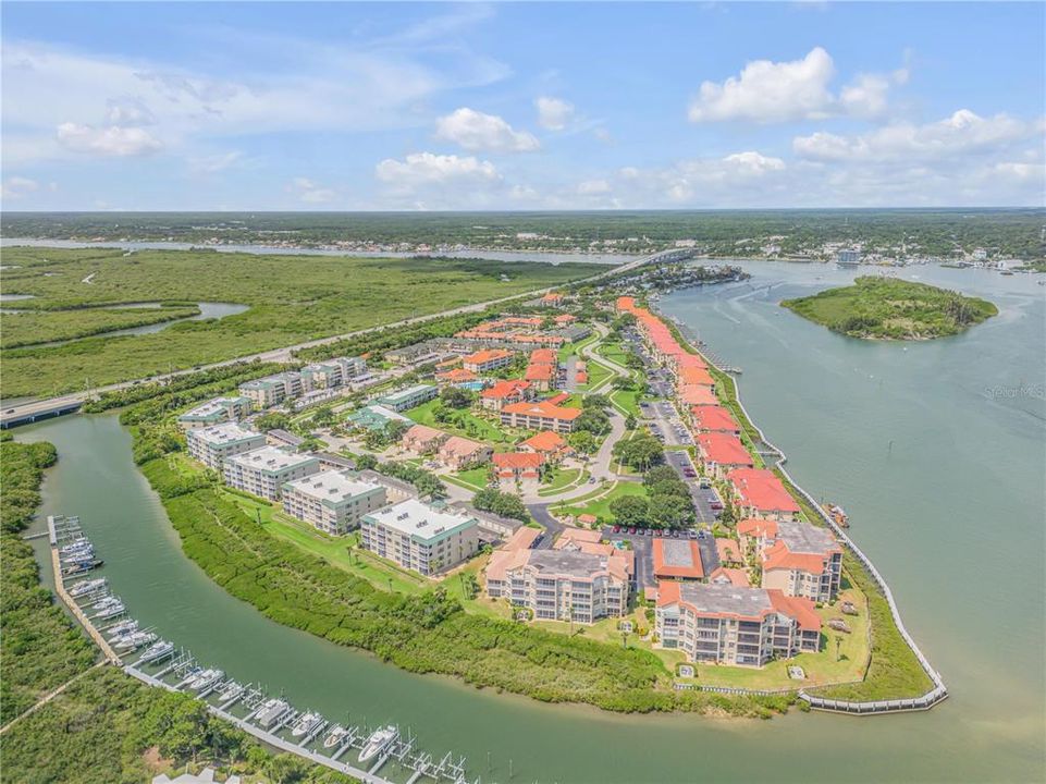 待售: $499,000 (2 贝兹, 2 浴室, 1120 平方英尺)