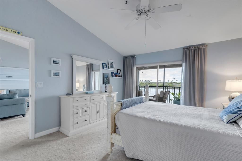 待售: $499,000 (2 贝兹, 2 浴室, 1120 平方英尺)