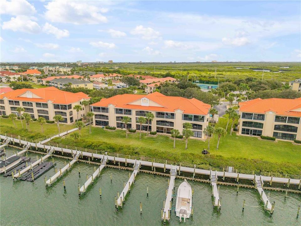 待售: $499,000 (2 贝兹, 2 浴室, 1120 平方英尺)