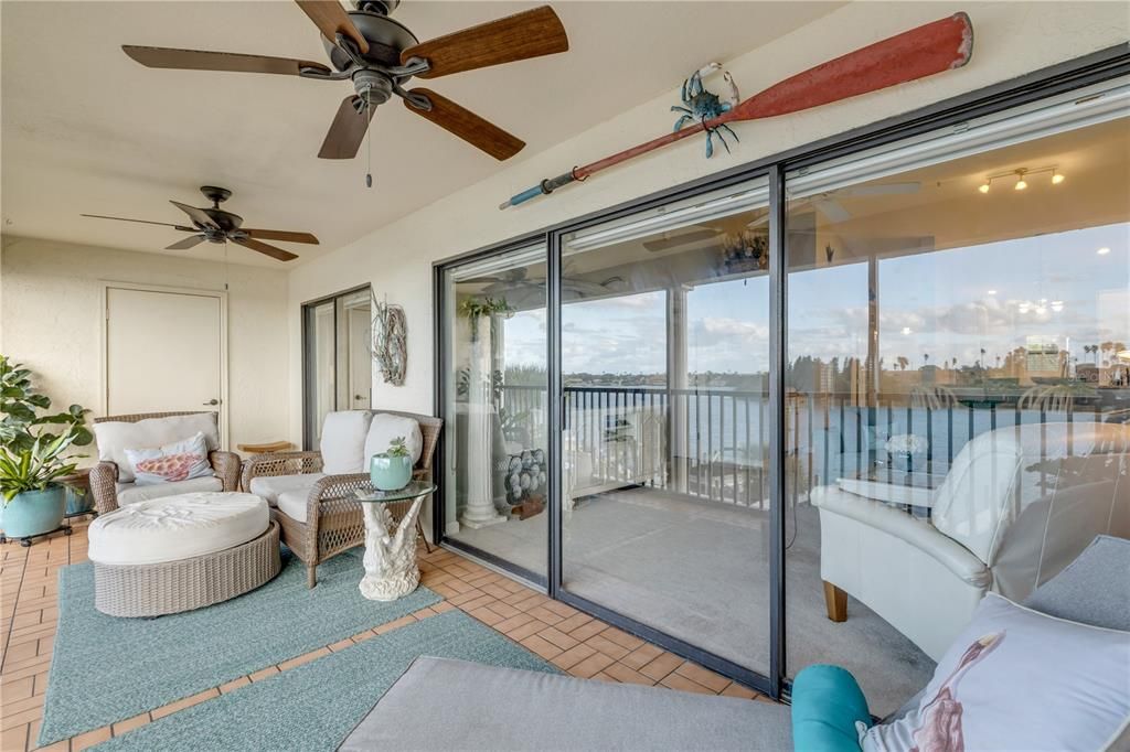 待售: $499,000 (2 贝兹, 2 浴室, 1120 平方英尺)