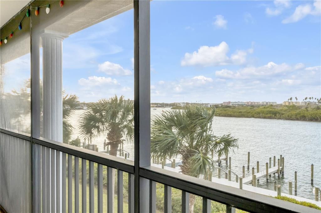 待售: $499,000 (2 贝兹, 2 浴室, 1120 平方英尺)