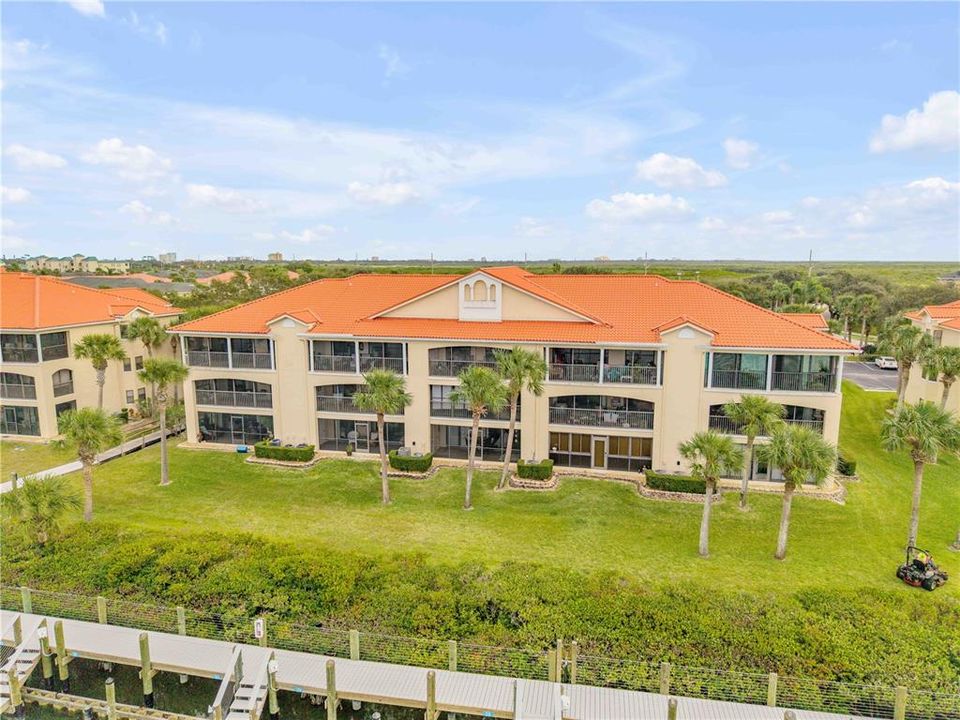 待售: $499,000 (2 贝兹, 2 浴室, 1120 平方英尺)