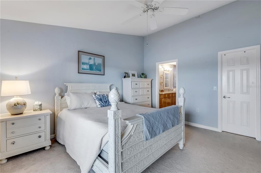 待售: $499,000 (2 贝兹, 2 浴室, 1120 平方英尺)