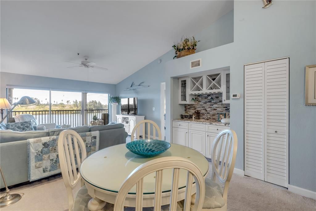 待售: $499,000 (2 贝兹, 2 浴室, 1120 平方英尺)