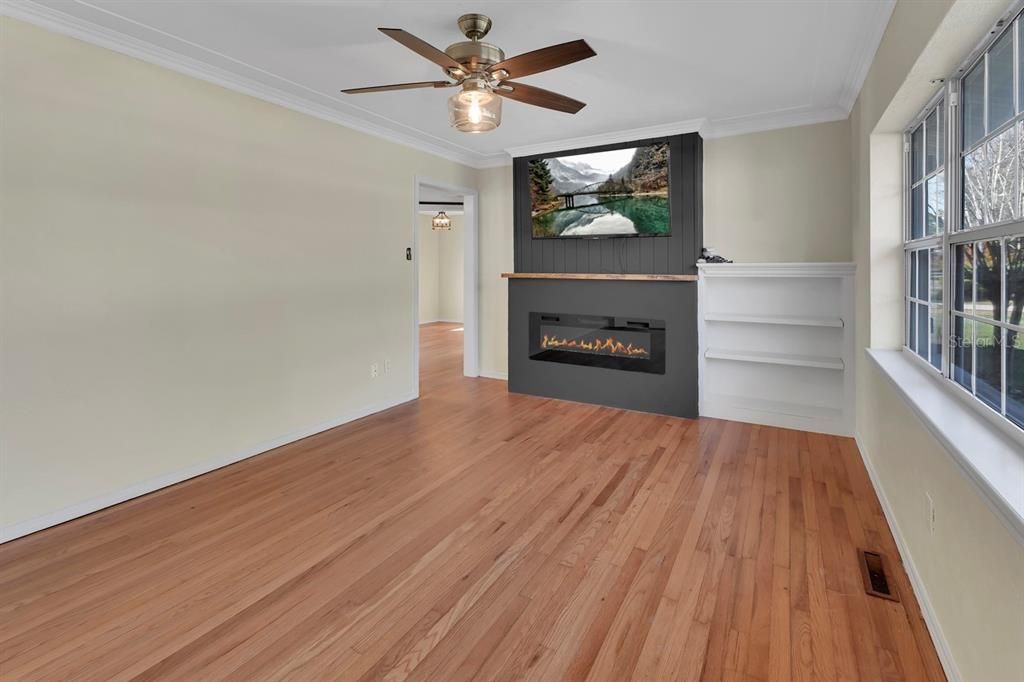 待售: $559,000 (4 贝兹, 2 浴室, 2275 平方英尺)