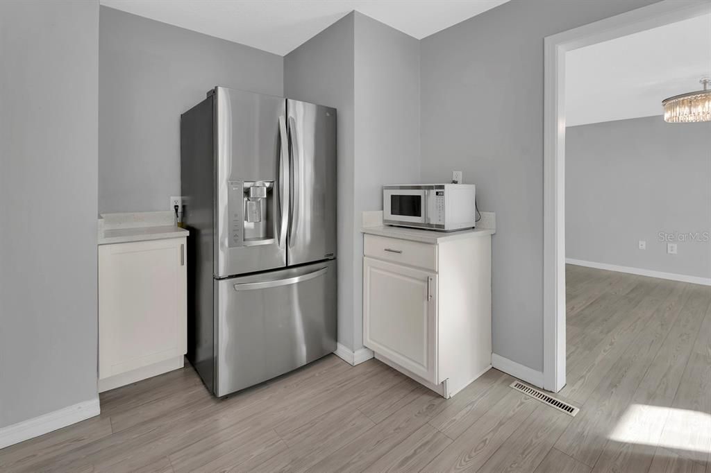 待售: $559,000 (4 贝兹, 2 浴室, 2275 平方英尺)