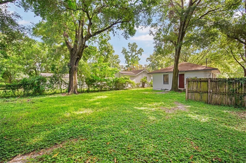 For Rent: $1,695 (2 beds, 2 baths, 865 Square Feet)