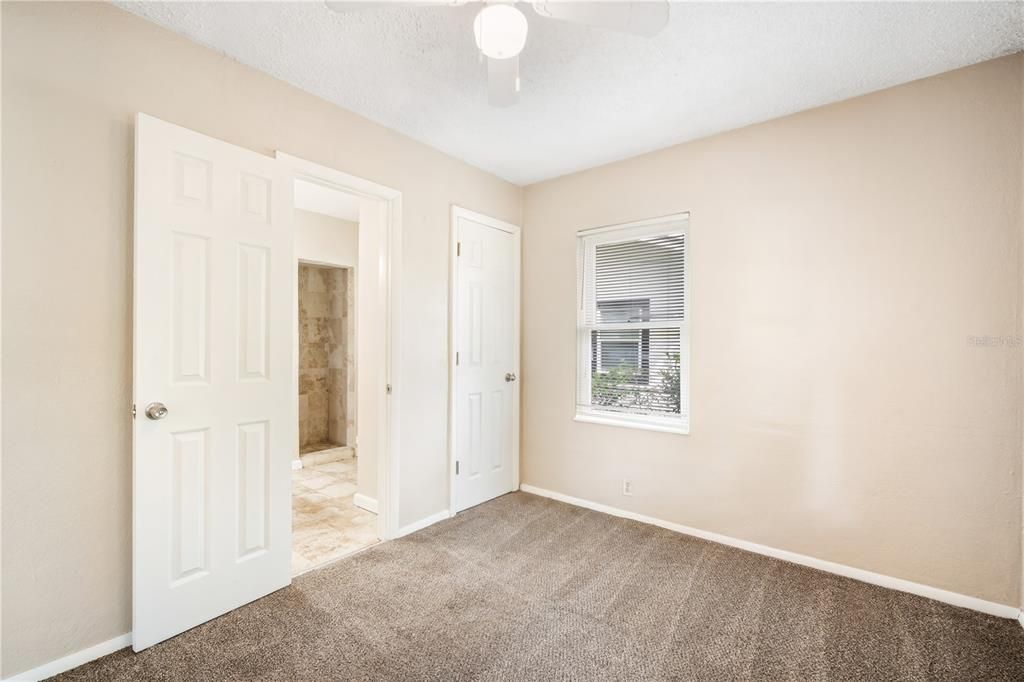 For Rent: $1,695 (2 beds, 2 baths, 865 Square Feet)