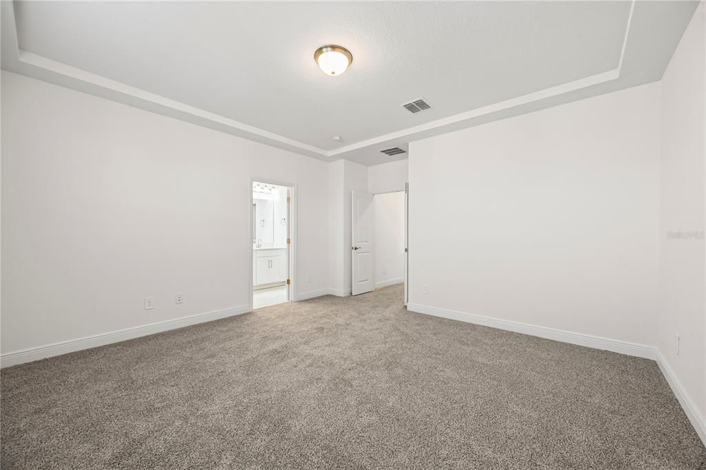 出租: $3,100 (3 贝兹, 2 浴室, 1678 平方英尺)