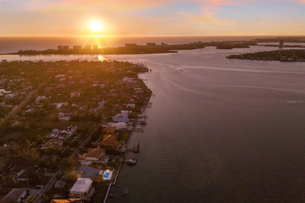For Sale: $5,499,000 (3 beds, 2 baths, 2467 Square Feet)
