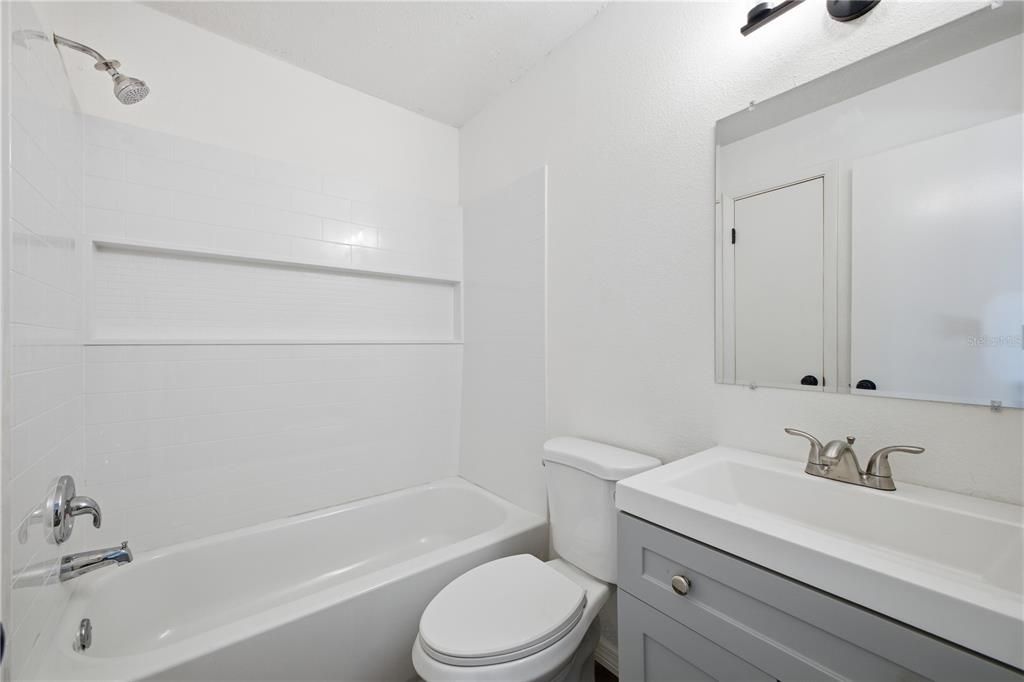 На продажу: $449,000 (4 спален, 0 ванн, 1842 Квадратных фут)