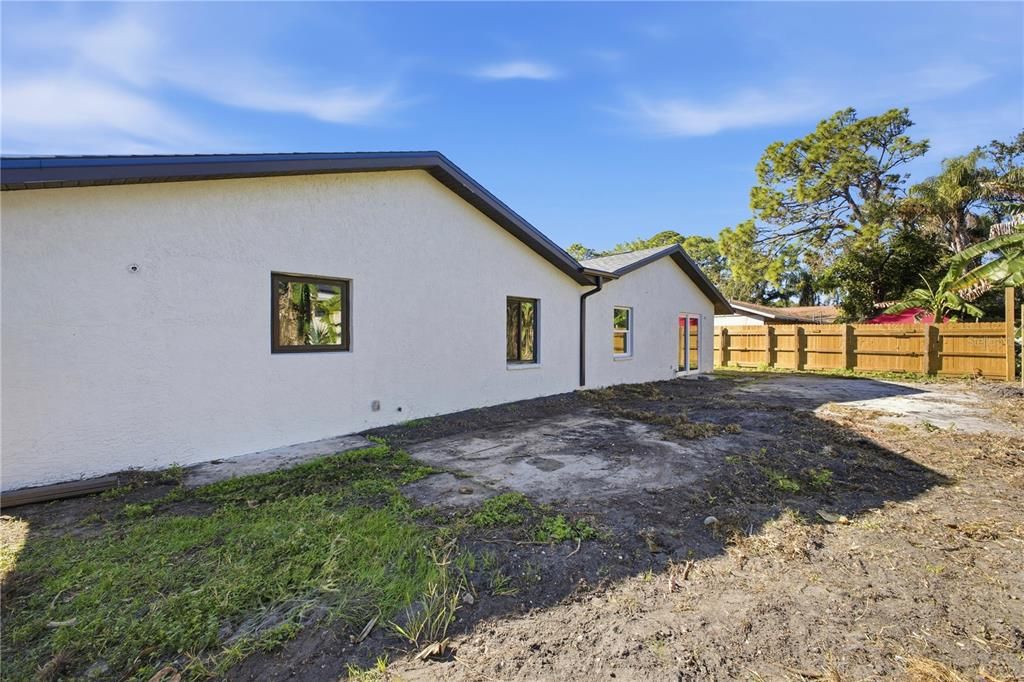 На продажу: $449,000 (4 спален, 0 ванн, 1842 Квадратных фут)