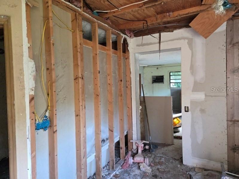 Active With Contract: $294,500 (0 beds, 0 baths, 1500 Square Feet)