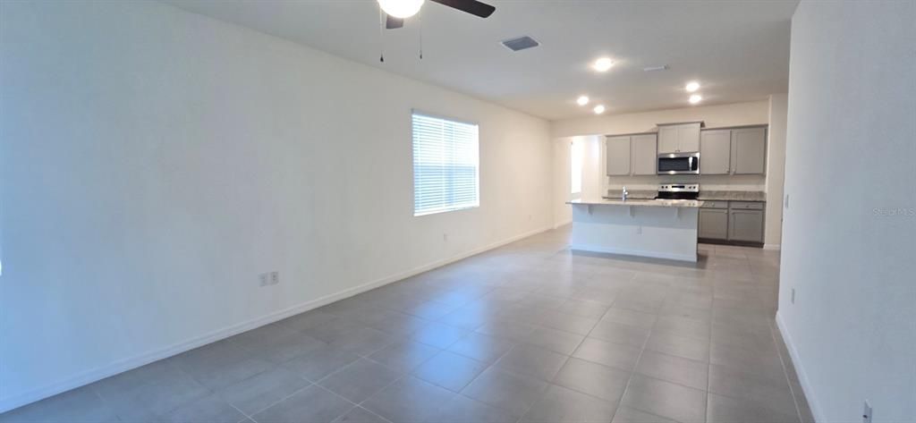 For Rent: $2,300 (3 beds, 2 baths, 1622 Square Feet)