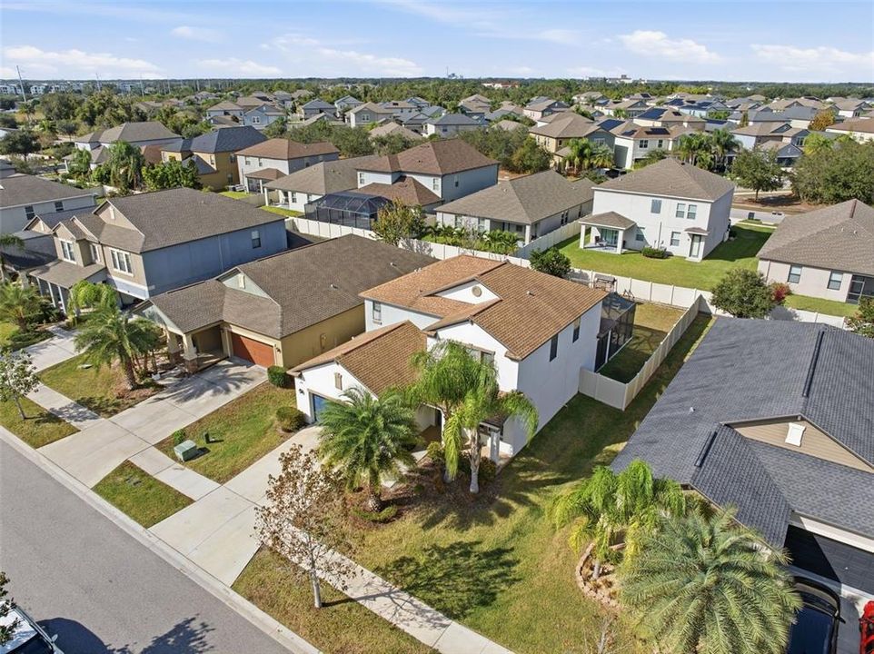 出租: $3,750 (4 贝兹, 3 浴室, 2546 平方英尺)