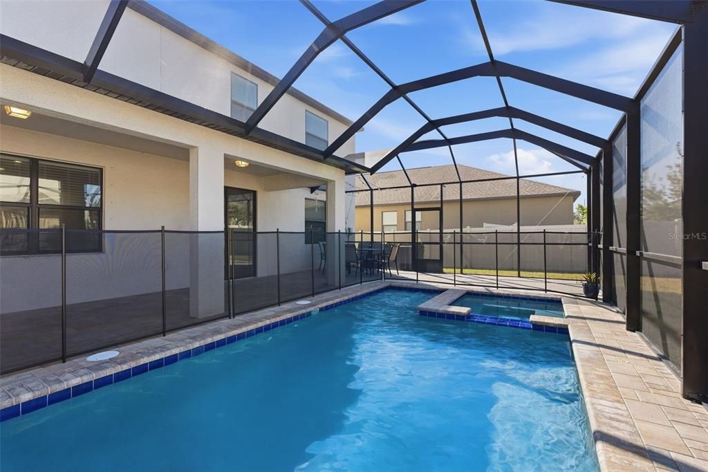 出租: $3,750 (4 贝兹, 3 浴室, 2546 平方英尺)