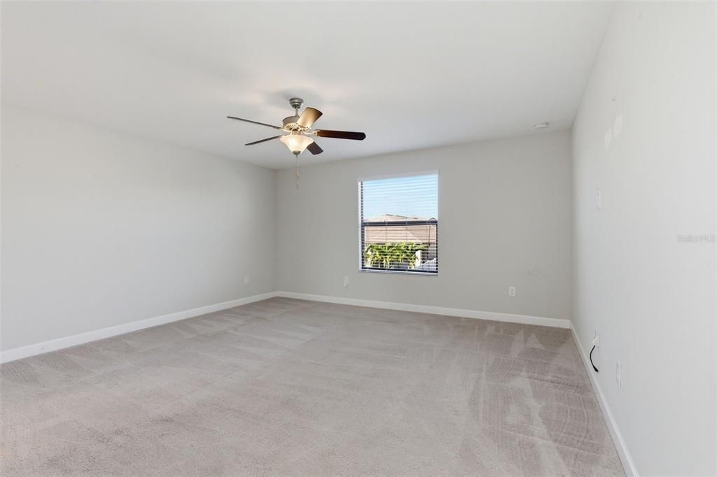 出租: $3,750 (4 贝兹, 3 浴室, 2546 平方英尺)