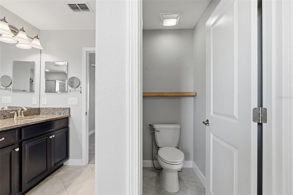 出租: $3,750 (4 贝兹, 3 浴室, 2546 平方英尺)