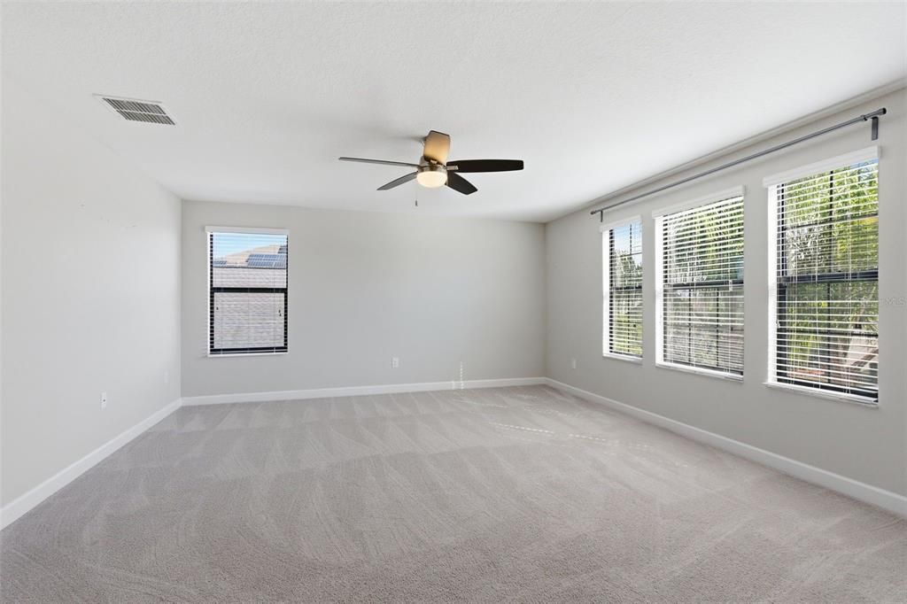 出租: $3,750 (4 贝兹, 3 浴室, 2546 平方英尺)