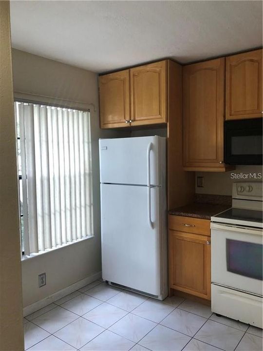 В аренду: $1,850 (3 спален, 2 ванн, 1378 Квадратных фут)