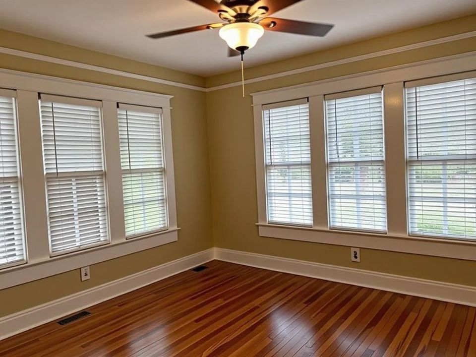 出租: $4,375 (2 贝兹, 2 浴室, 1278 平方英尺)