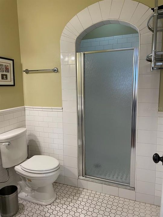 出租: $4,375 (2 贝兹, 2 浴室, 1278 平方英尺)