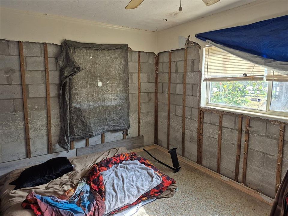 На продажу: $110,000 (3 спален, 2 ванн, 1148 Квадратных фут)