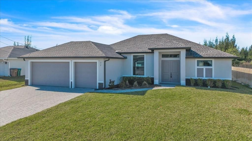 For Sale: $484,900 (3 beds, 2 baths, 2089 Square Feet)